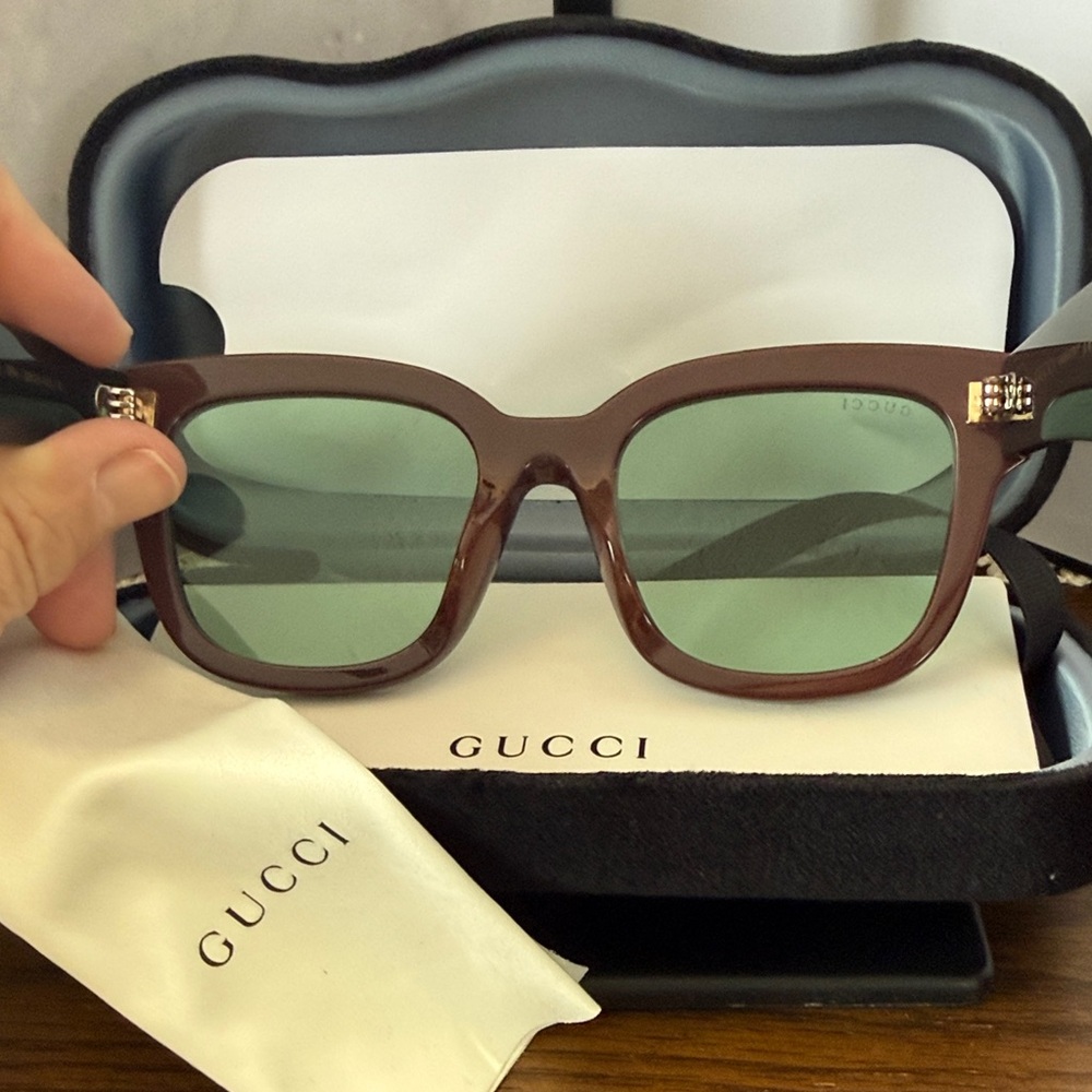Gucci Women's brown Sunglasses - Picture 6 of 6